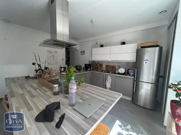 Appartement à louer 3 pièces 74.7m² Belfort (90000)