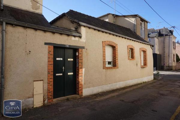 Appartement à louer 2 pièces 48.86m² Laval (53000)