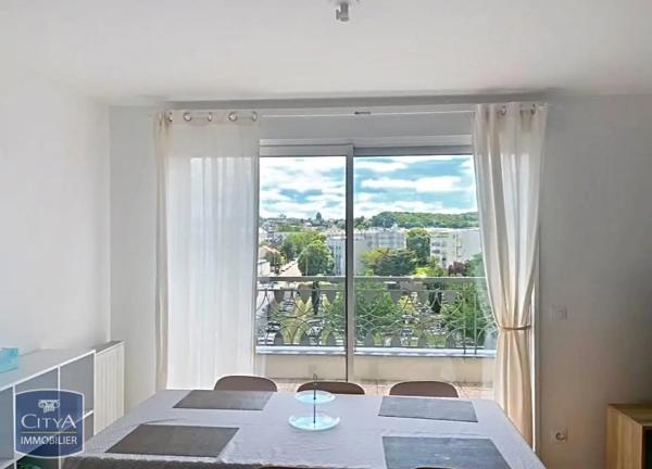 Appartement à vendre 3 pièces 61.2m² Saint-Cyr-l'École (78210)