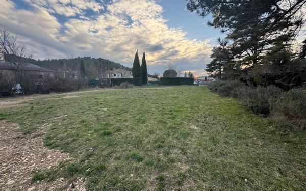 Terrain à vendre    Riez