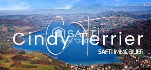 Immeuble de Rapport Proche du Centre de Charavines