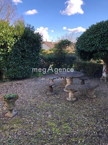 Maison à SAINT-BENOIT, 86280 - 9 pièces 237m²