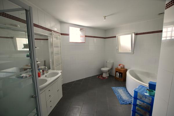 Lumineux plain-pied - Proche de toute commodités