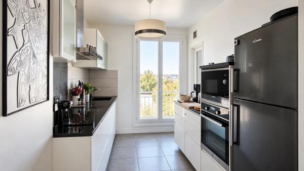 ROYAN FRONT DE MER - APPARTEMENT RÉNOVÉ T4
