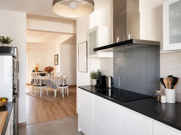 ROYAN FRONT DE MER - APPARTEMENT RÉNOVÉ T4