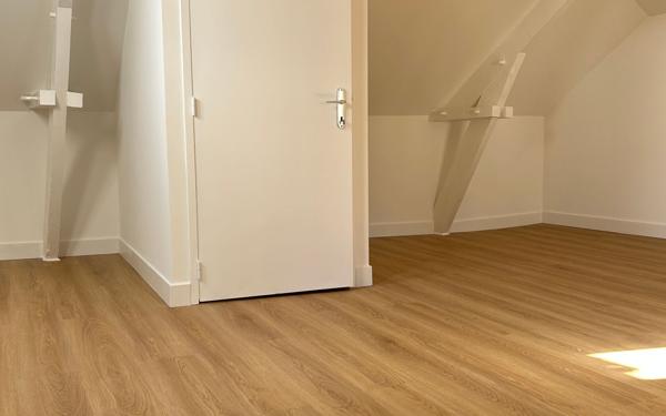 Appartement à louer    4 pièces • 76 m2 Batz-sur-Mer