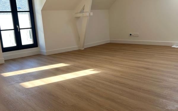 Appartement à louer    4 pièces • 76 m2 Batz-sur-Mer