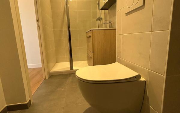 Appartement à louer    4 pièces • 76 m2 Batz-sur-Mer