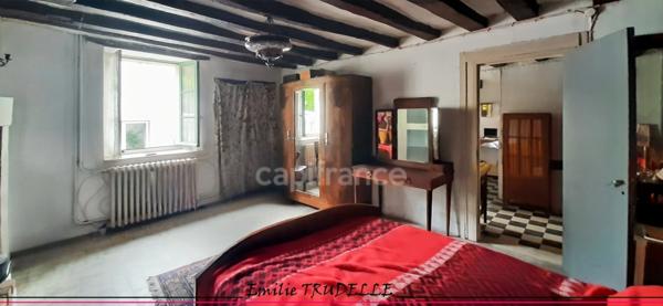 Maison authetique à vendre 4 pièces PONCE SUR LE LOIR (72) terrain 537m²