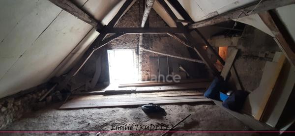 Maison authetique à vendre 4 pièces PONCE SUR LE LOIR (72) terrain 537m²