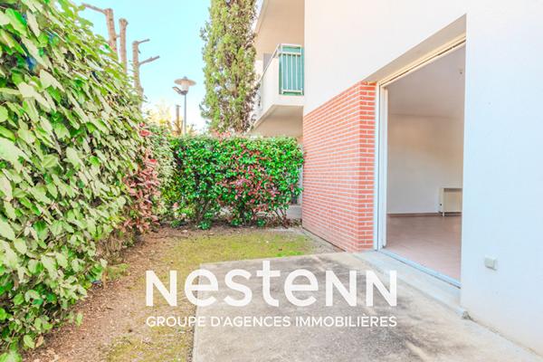 Appartement studio à vendre avec parking sous terrain et piscine - Confort et tranquillité