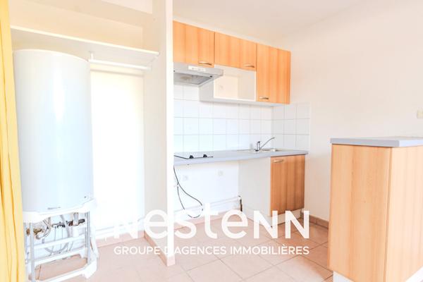 Appartement studio à vendre avec parking sous terrain et piscine - Confort et tranquillité