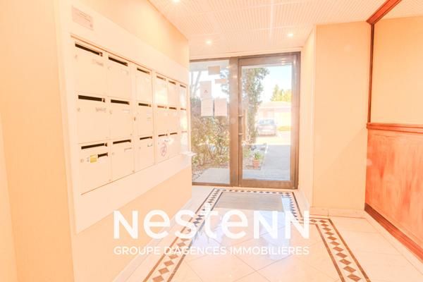 Appartement studio à vendre avec parking sous terrain et piscine - Confort et tranquillité