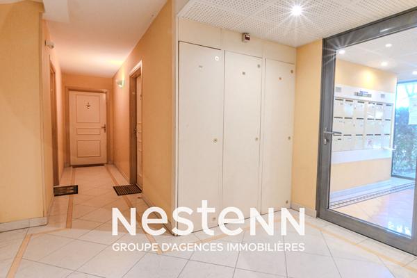 Appartement studio à vendre avec parking sous terrain et piscine - Confort et tranquillité
