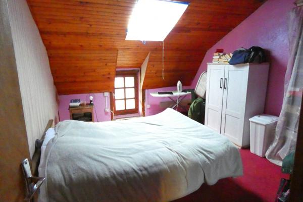 MAISON AUVERGNATE EN PIERRE Jussac (15250)