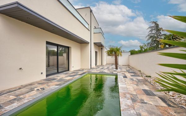 Maison à vendre    4 pièces •  Saint-Maurice-l'Exil