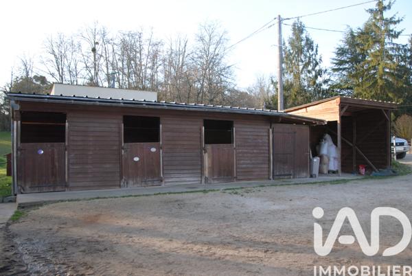 Maison à vendre 15 pièces 479 m² Ambrus