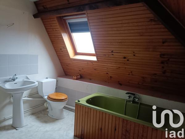 Maison 6 pièces de 137 m² à Foucarmont (76340)