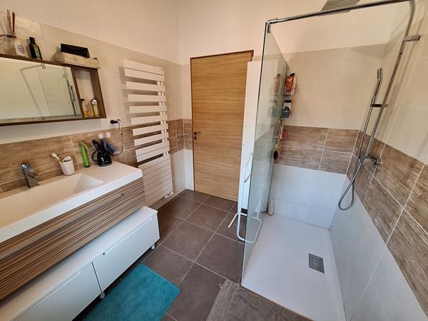 A VENDRE MAISON LEDENON