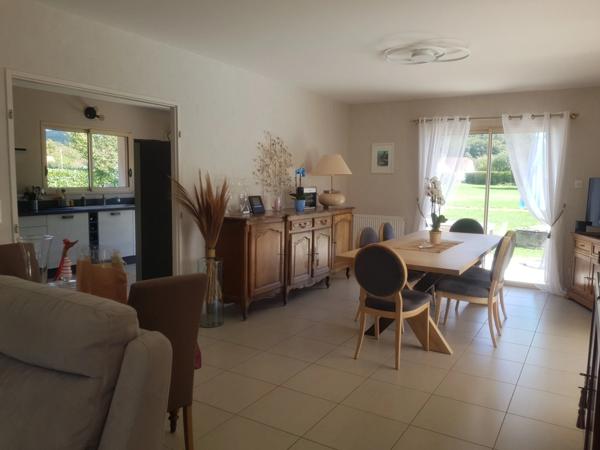 Très belle maison spacieuse de 2016