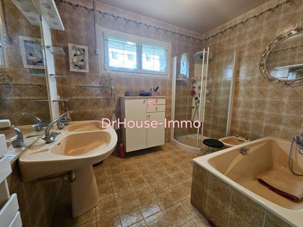 Maison à vendre 4 pièces de 121 m²