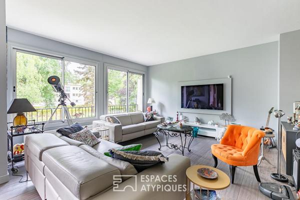 Grand appartement rénové dans résidence recherchée à proximité immédiate de Chantilly