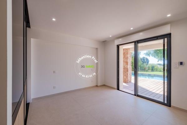 Vente / Villa à Roquebrune-sur-Argens (83380)