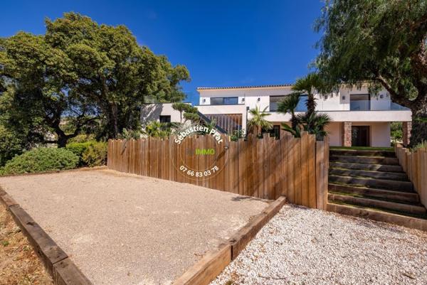 Vente / Villa à Roquebrune-sur-Argens (83380)