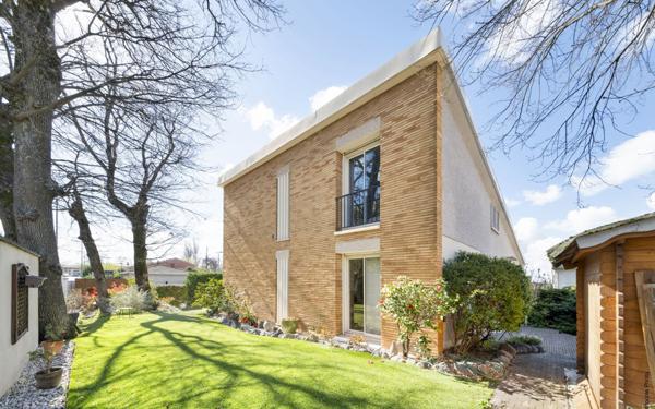 Maison à vendre    8 pièces • 230 m2 L'Union