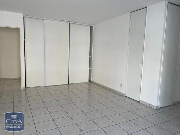 Appartement à louer 3 pièces 67.01m² Villeurbanne (69100)