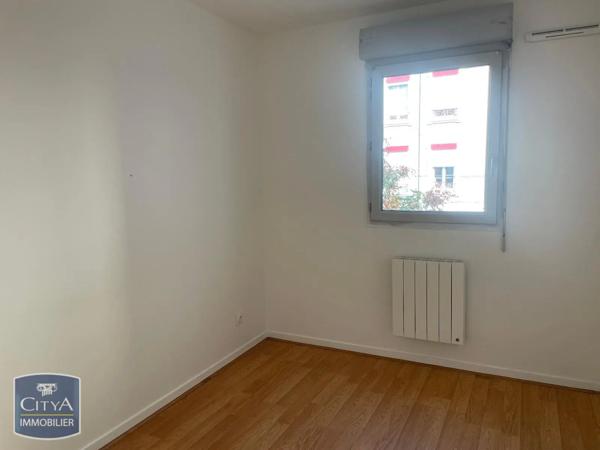 Appartement à louer 3 pièces 67.01m² Villeurbanne (69100)