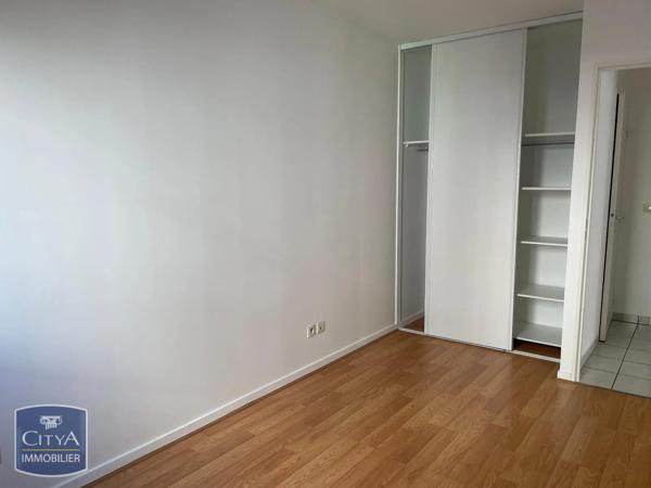 Appartement à louer 3 pièces 67.01m² Villeurbanne (69100)