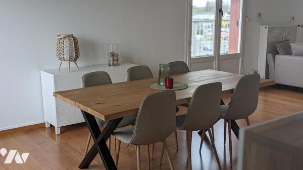 Au 5éme et dernier étage avec ascenseur, très bel appartement de type 4 de 89m² avec parking et cave