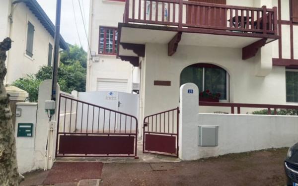 Appartement à vendre    1 pièce • 15 m2 Biarritz