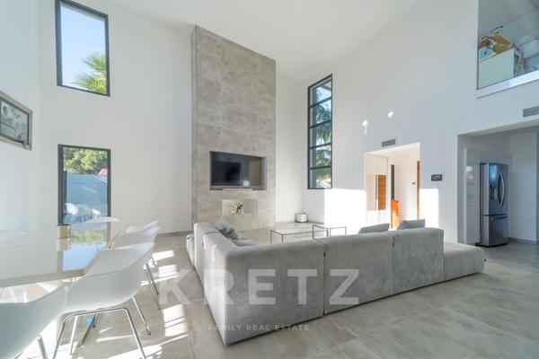 Villa contemporaine en bord de mer