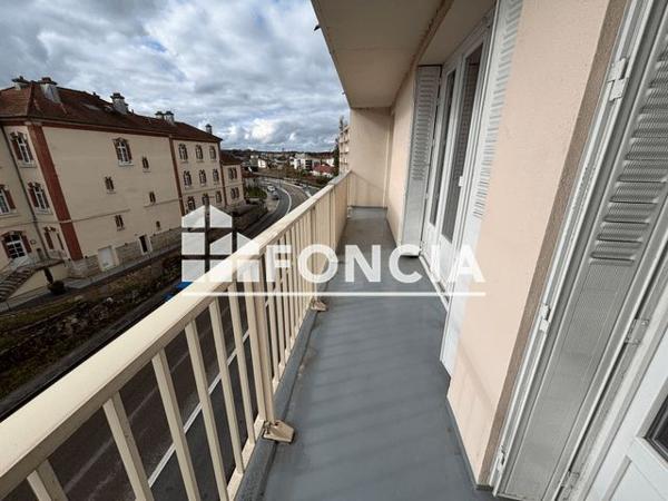 Location Appartement 4 pièces 68 m² - 9 AVENUE DU 60 EME REGIMENT D'INFANTERIE Besancon 25000