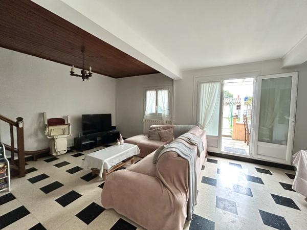 Maison T5 de 125 m² avec jardin et garage Bram (11150)