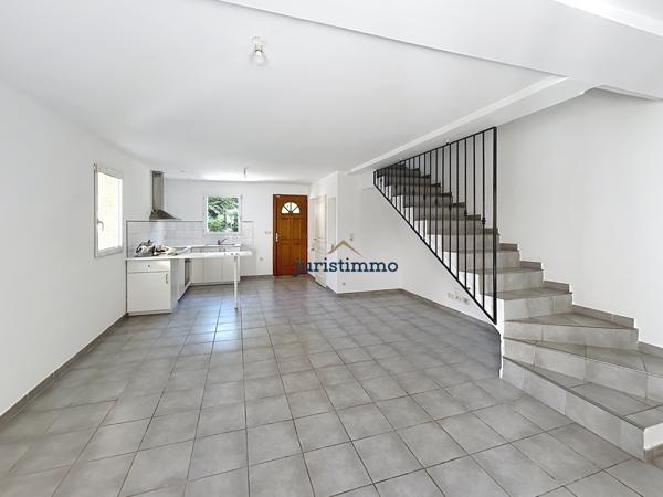 Bollène (84500) Charmante maison sur les hauteurs de Bollène