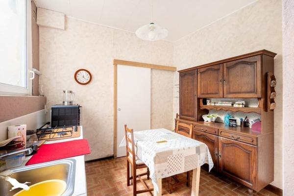 Maison à vendre 140 400 € Saint-Pol-de-Léon 8 p 126 m² DPE E