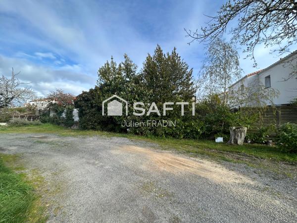 Saint Julien de Concelles en Centre-bourg Terrain de 317 m²