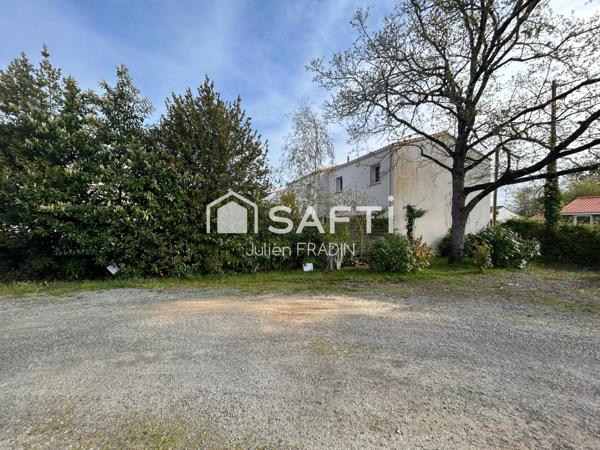Saint Julien de Concelles en Centre-bourg Terrain de 317 m²