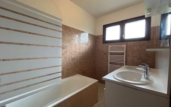 Maison à louer    4 pièces •  Clermont