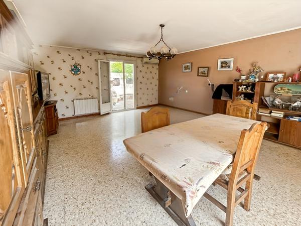 Maison 5 pièces de 104 m²  / Quartier pincinades ?