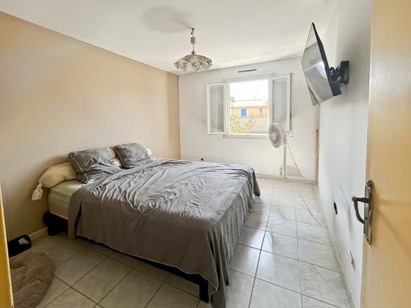 Maison 5 pièces de 104 m²  / Quartier pincinades ?
