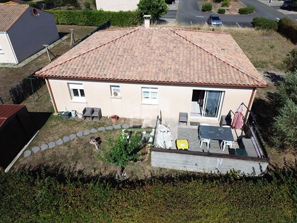 Maison Terres De Haute Charente 5 pièce(s) 105 m2
