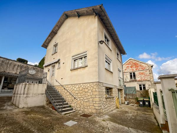 Maison Gaillon Sur Montcient 132m² - 5 chambres