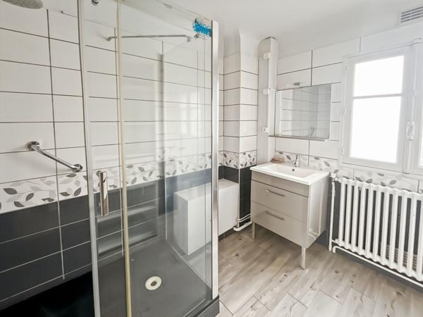 Maison Gaillon Sur Montcient 132m² - 5 chambres