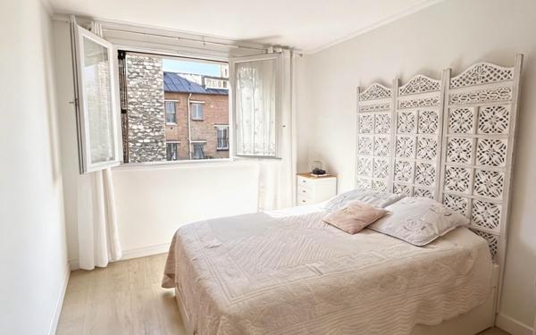 Appartement à vendre    3 pièces • 68 m2 Pantin