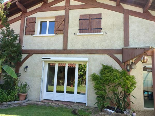 maison landaise à vendre à BIAS ( 40 ) - 208m2 avec piscine , 6 chambres proche océan