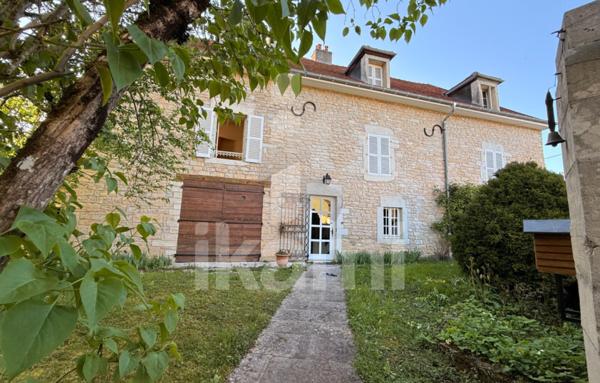 Maison de 315 m²